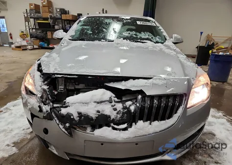 2017 Buick Regal Sport Touring z USA, uszkodzony, nr VIN 2G4GL5EX5H9197852